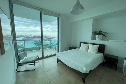 Condo in Miami, Florida, 1 bedroom  № 1402531 - photo 19