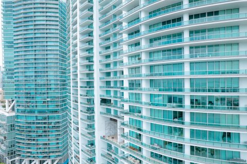 Condo in Miami, Florida, 1 bedroom  № 1402531 - photo 28