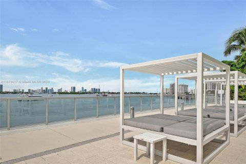 Copropriété à vendre à Miami Beach, Floride: 50.45 m2 № 1402532 - photo 21