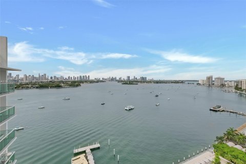 Copropriété à vendre à Miami Beach, Floride: 50.45 m2 № 1402532 - photo 16