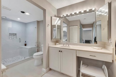 Condominio en venta en Boynton Beach, Florida, 2 dormitorios, 153.01 m2 № 860427 - foto 27