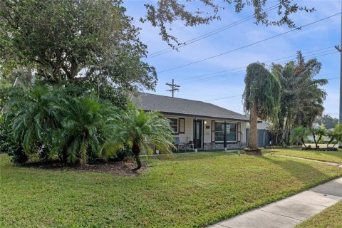 Casa en venta en Orlando, Florida, 3 dormitorios, 145.3 m2 № 1405391 - foto 10