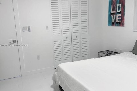 Снять в аренду кондоминиум в Авентура, Флорида 3 спальни, 131.18м2, № 953624 - фото 14