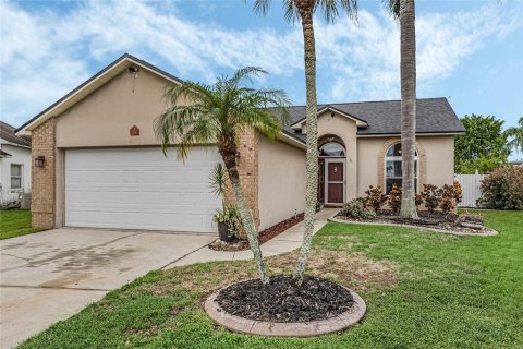 Villa ou maison à vendre à Orlando, Floride: 4 chambres, 138.52 m2 № 1401902 - photo 1