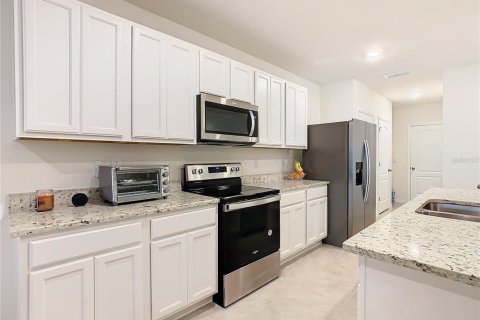Dúplex en venta en Saint Cloud, Florida, 2 dormitorios, 148.74 m2 № 999335 - foto 20