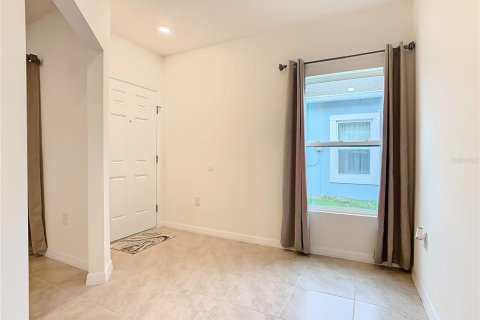 Dúplex en venta en Saint Cloud, Florida, 2 dormitorios, 148.74 m2 № 999335 - foto 12