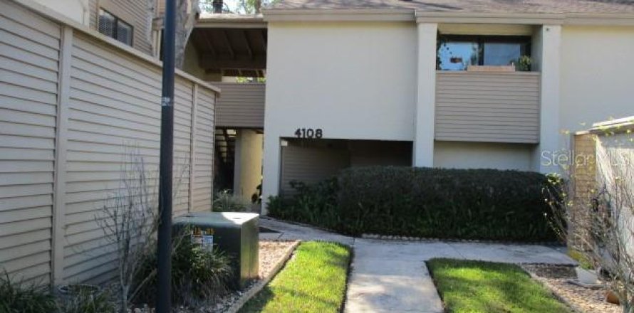 House in Tampa, Florida 2 bedrooms, 125.6 sq.m. № 1440427