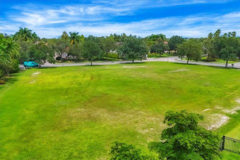 Terreno en venta en Lakewood Ranch, Florida № 1369488 - foto 10