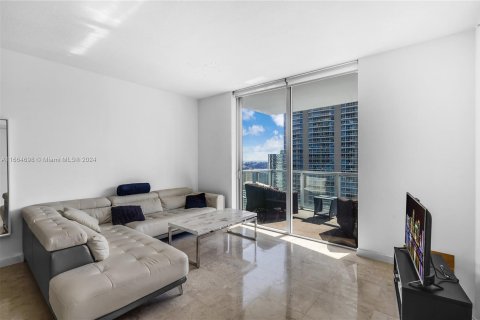 Condominio en venta en Miami, Florida, 1 dormitorio, 89.46 m2 № 1378706 - foto 2