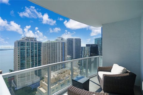 Condo in Miami, Florida, 1 bedroom  № 1378706 - photo 16