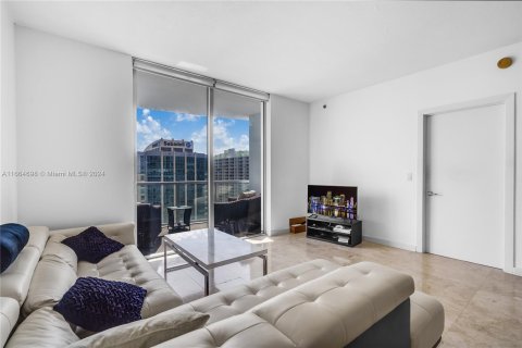 Condo in Miami, Florida, 1 bedroom  № 1378706 - photo 3