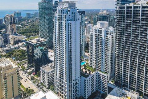 Condominio en venta en Miami, Florida, 1 dormitorio, 89.46 m2 № 1378706 - foto 22