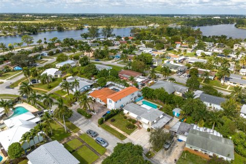 Villa ou maison à vendre à Lake Worth, Floride: 3 chambres, 156.63 m2 № 1121185 - photo 8