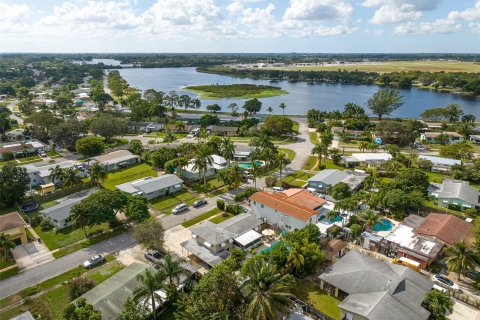 Villa ou maison à vendre à Lake Worth, Floride: 3 chambres, 156.63 m2 № 1121185 - photo 5