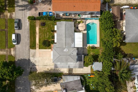 Casa en venta en Lake Worth, Florida, 3 dormitorios, 156.63 m2 № 1121185 - foto 4