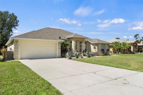 Villa ou maison à vendre à Punta Gorda, Floride: 4 chambres, 199.28 m2 № 1323780 - photo 2