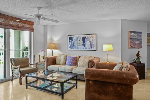 Copropriété à vendre à Highland Beach, Floride: 2 chambres, 130.06 m2 № 1319341 - photo 2