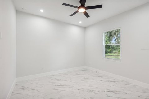 Casa en venta en Eustis, Florida, 4 dormitorios, 185.8 m2 № 1324749 - foto 27