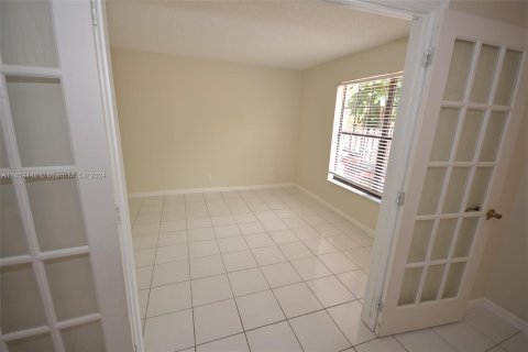 Touwnhouse à louer à Davie, Floride: 3 chambres, 134.71 m2 № 1364171 - photo 3