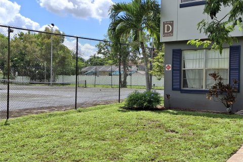 Copropriété à louer à Plantation, Floride: 2 chambres, 87.14 m2 № 1364172 - photo 3