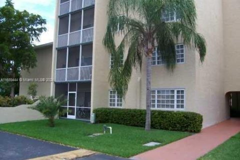 Copropriété à louer à Cutler Bay, Floride: 2 chambres, 110.74 m2 № 1364169 - photo 10