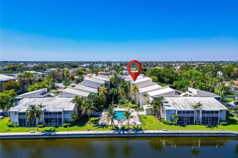 Copropriété à louer à Cutler Bay, Floride: 2 chambres, 110.74 m2 № 1364169 - photo 3