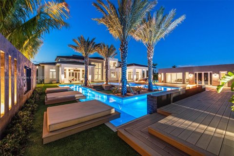 Villa ou maison à vendre à Southwest Ranches, Floride: 6 chambres, 650.41 m2 № 1135682 - photo 3