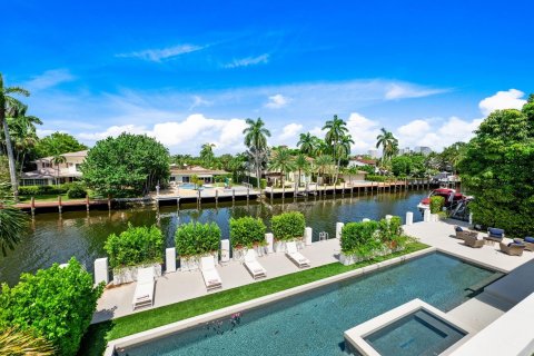 Villa ou maison à vendre à Fort Lauderdale, Floride: 7 chambres, 601.36 m2 № 764873 - photo 15