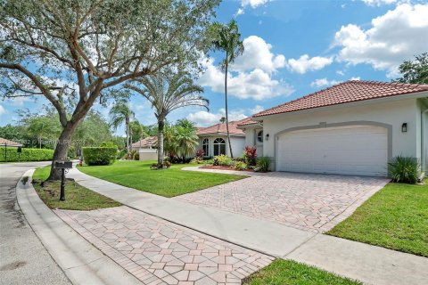 Villa ou maison à vendre à Weston, Floride: 5 chambres, 285.21 m2 № 1233665 - photo 2