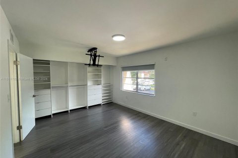 Condominio en venta en Miami, Florida, 1 dormitorio, 71.53 m2 № 1233710 - foto 14