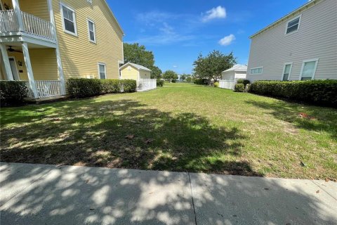 Terreno en venta en Four Corners, Florida № 1373242 - foto 2