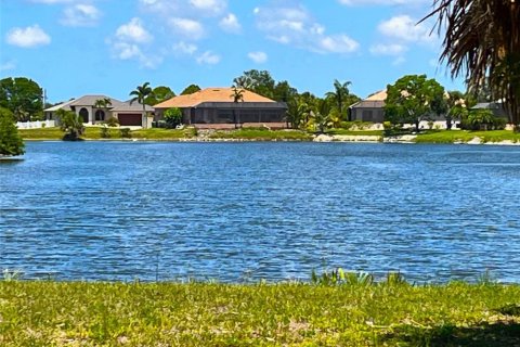 Terreno en venta en Punta Gorda, Florida № 1373210 - foto 12