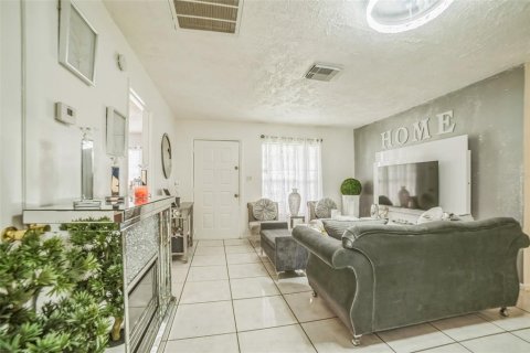 Villa ou maison à vendre à Kissimmee, Floride: 4 chambres, 126.81 m2 № 1366565 - photo 24