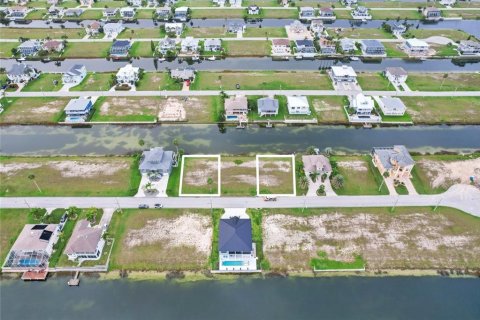 Terreno en venta en Hernando Beach, Florida № 1367873 - foto 2