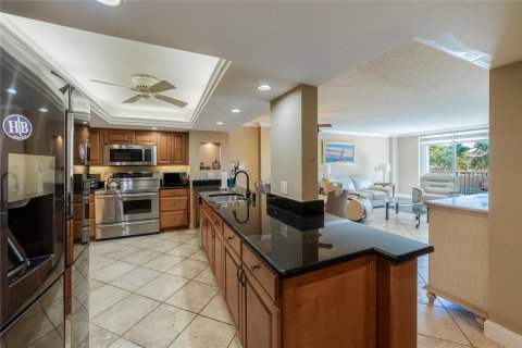 Condominio en venta en Hillsboro Beach, Florida, 2 dormitorios, 123.56 m2 № 1141541 - foto 25