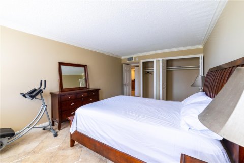 Condominio en venta en Hillsboro Beach, Florida, 2 dormitorios, 123.56 m2 № 1141541 - foto 16