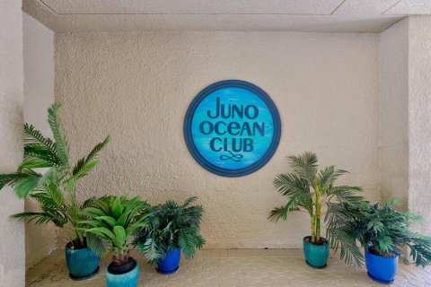 Condo in Juno Beach, Florida, 2 bedrooms  № 1141540 - photo 27