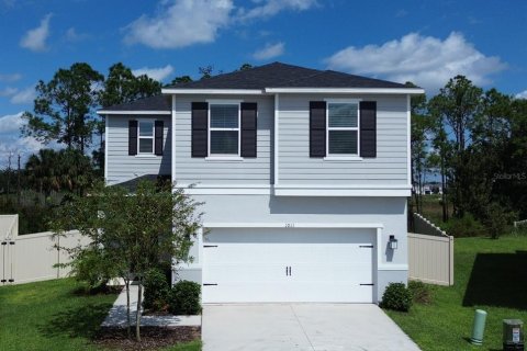 House in Davenport, Florida 4 bedrooms, 269.51 sq.m. № 1391076 - photo 1