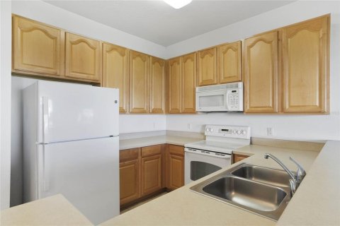 Townhouse in Orlando, Florida 3 bedrooms, 136.75 sq.m. № 1391107 - photo 11