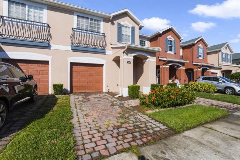 Townhouse in Orlando, Florida 3 bedrooms, 136.75 sq.m. № 1391107 - photo 3