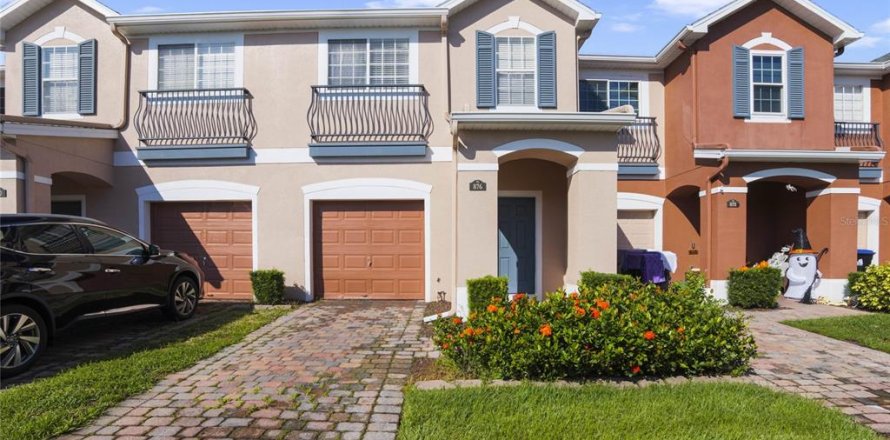 Townhouse in Orlando, Florida 3 bedrooms, 136.75 sq.m. № 1391107