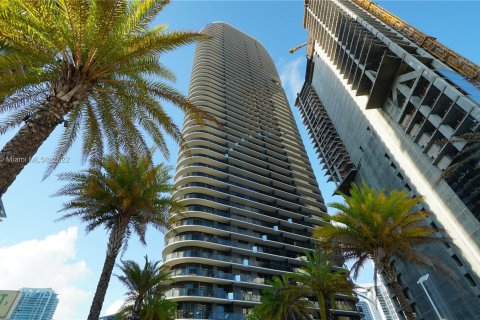 Copropriété à louer à Miami, Floride: 1 chambre, 81.85 m2 № 9737 - photo 2