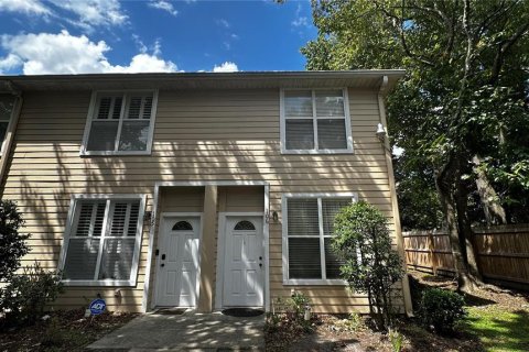 Adosado en venta en Gainesville, Florida, 2 dormitorios, 106 m2 № 1363092 - foto 1