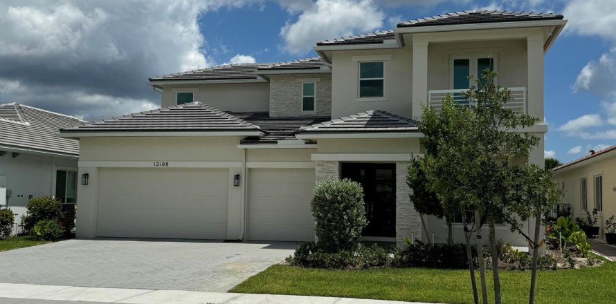 House in Palm Beach Gardens, Florida 5 bedrooms, 333.98 sq.m. № 1223114