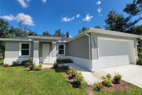 Villa ou maison à louer à North Port, Floride: 3 chambres, 139.17 m2 № 1366931 - photo 2