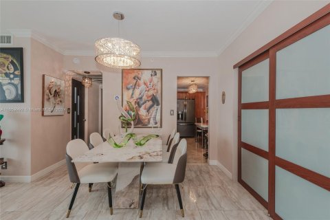 Copropriété à vendre à Hollywood, Floride: 1 chambre, 75.9 m2 № 1365571 - photo 12