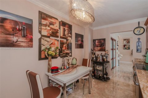 Copropriété à vendre à Hollywood, Floride: 1 chambre, 75.9 m2 № 1365571 - photo 17