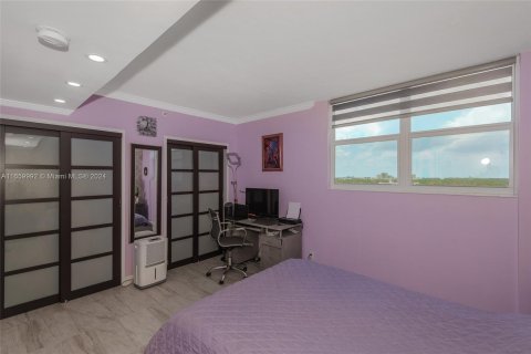 Copropriété à vendre à Hollywood, Floride: 1 chambre, 75.9 m2 № 1365571 - photo 19