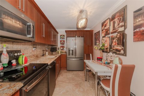 Copropriété à vendre à Hollywood, Floride: 1 chambre, 75.9 m2 № 1365571 - photo 13