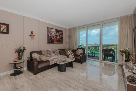 Copropriété à vendre à Hollywood, Floride: 1 chambre, 75.9 m2 № 1365571 - photo 4